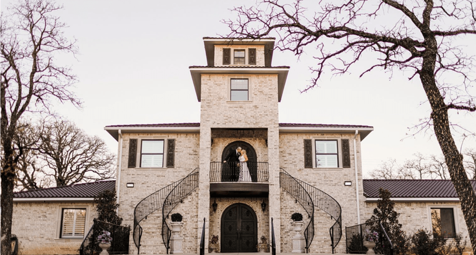 b3 From Outdoor Weddings to Urban Elegance: Wedding Planners in Austin Are Experts in All Venues